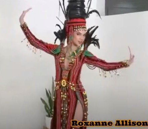 Roxanne Allison costume