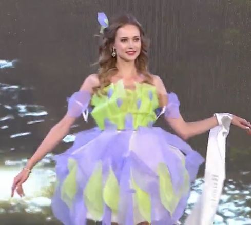 Miss Eco Russia dress (2)
