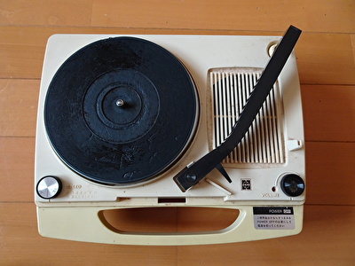 浪漫紀行 ナショナル ポータブル・レコードプレーヤー SG-323N 1970年代