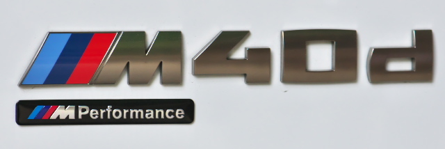 M40d　エンブレム