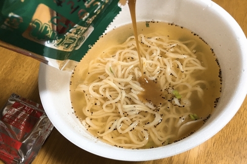 桂花カップ麺 (6)